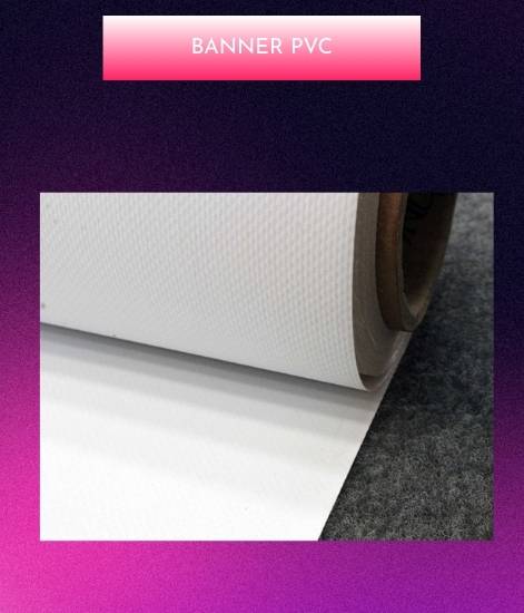 Banner PVC aufgerollt auf Kartonrolle und ausgeschlagen zum Vorzeigen